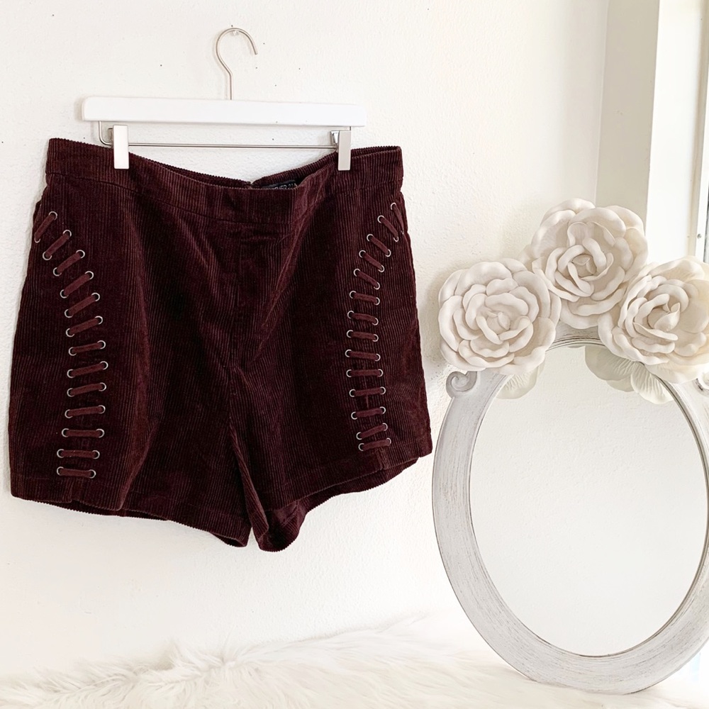 F21 Plus Size Burgundy Corduroy Lace up Sh…